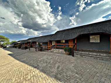 EdenLodgeRestaurantGallery-07-th.jpg
